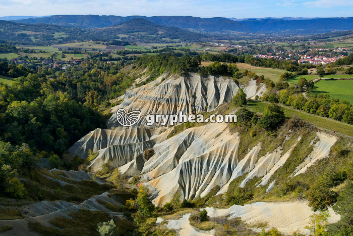 Erosion en milieu argileux - le ravin de Corboeuf (Haute-Loire) - gryphea.org